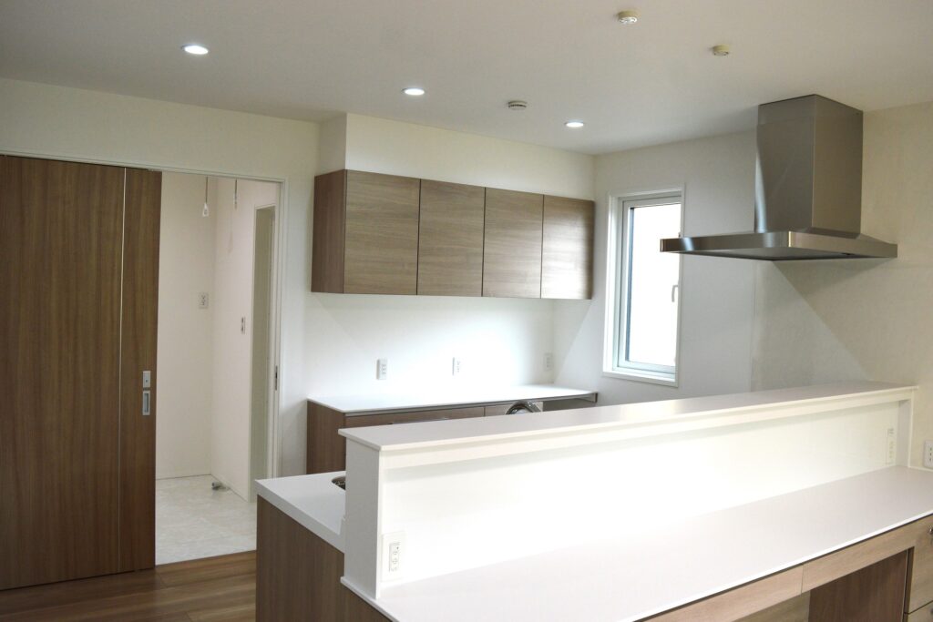 「規格住宅」を東京で叶える｜ローコストと快適さを両立するためのポイント